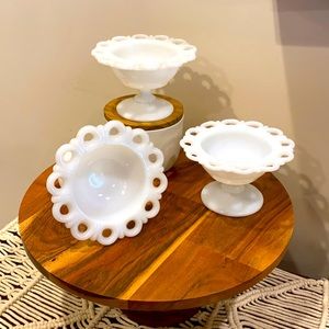 Vintage Anchor Hocking milk glass bowl or planter